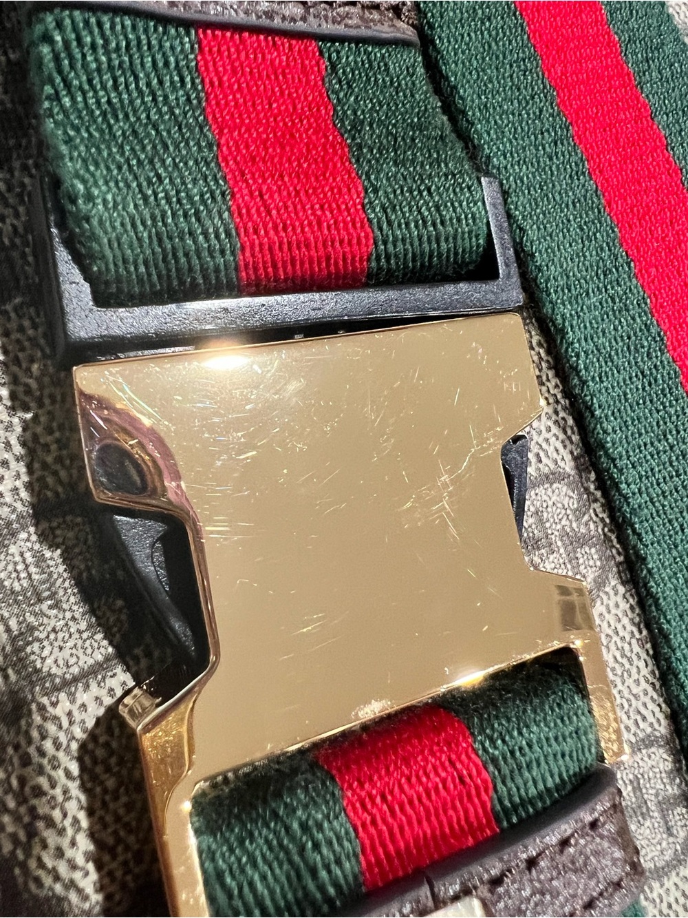Gucci GG Supreme Crossbody Bag in Beige/Brown with Green-Red Web - Picture 12 of 13